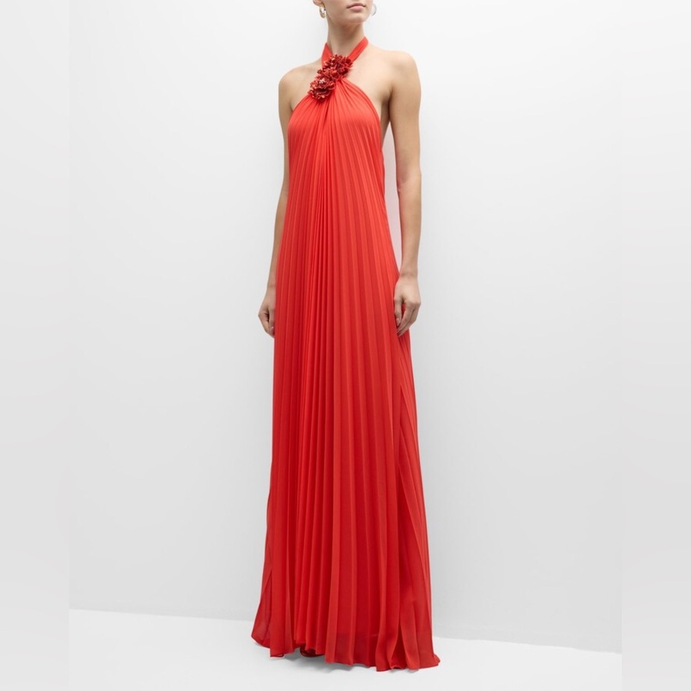 $895 Ungaro Billie Low-Back Pleated Flower Halter Gown size M
